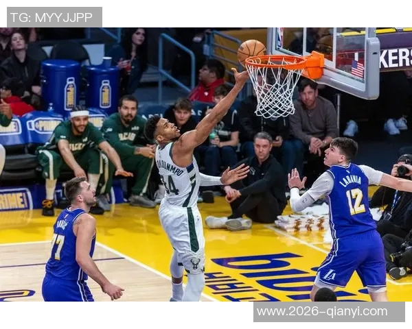 湖人雄鹿同为2胜2负NBA杯冠军次年小组赛双双出局